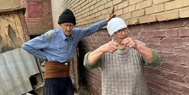«Хотя бы за неделю сказали, мы бы хоть что-то смогли спасти!»: пенсионеры из Орска о жизни после наводнения
